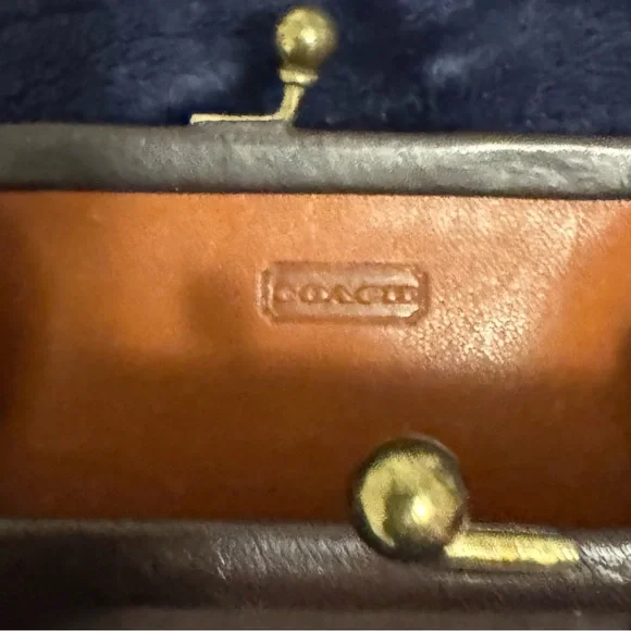 Coach Brown Leather Kiss-Lock Coin Purse with Brass Hardware - Picture 3 of 3